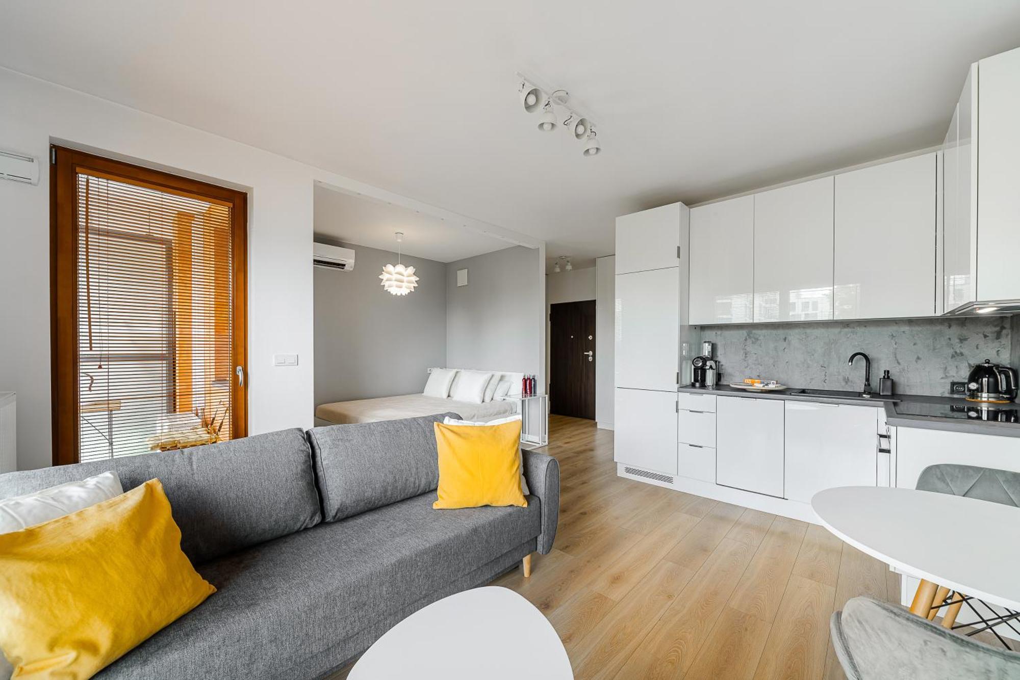 Cozy On Grzybowska Street With Parking Apartament