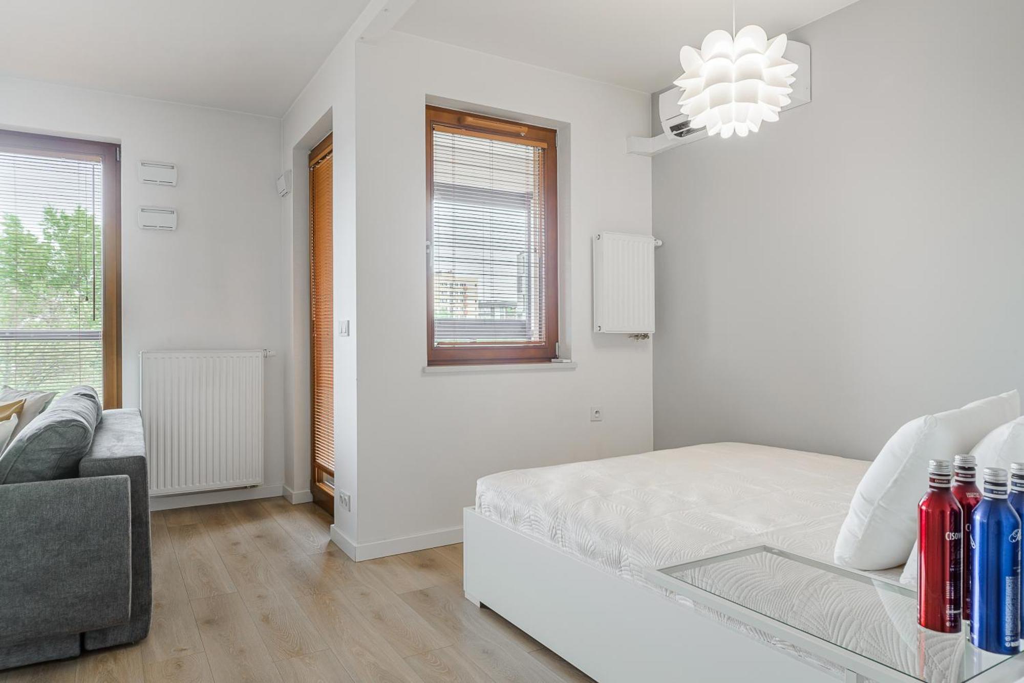 Cozy On Grzybowska Street With Parking Apartament